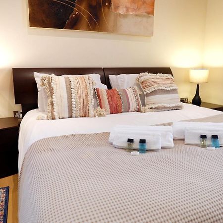 Stunning Apartment Close To Cambridge Station With Free Parking! 外观 照片